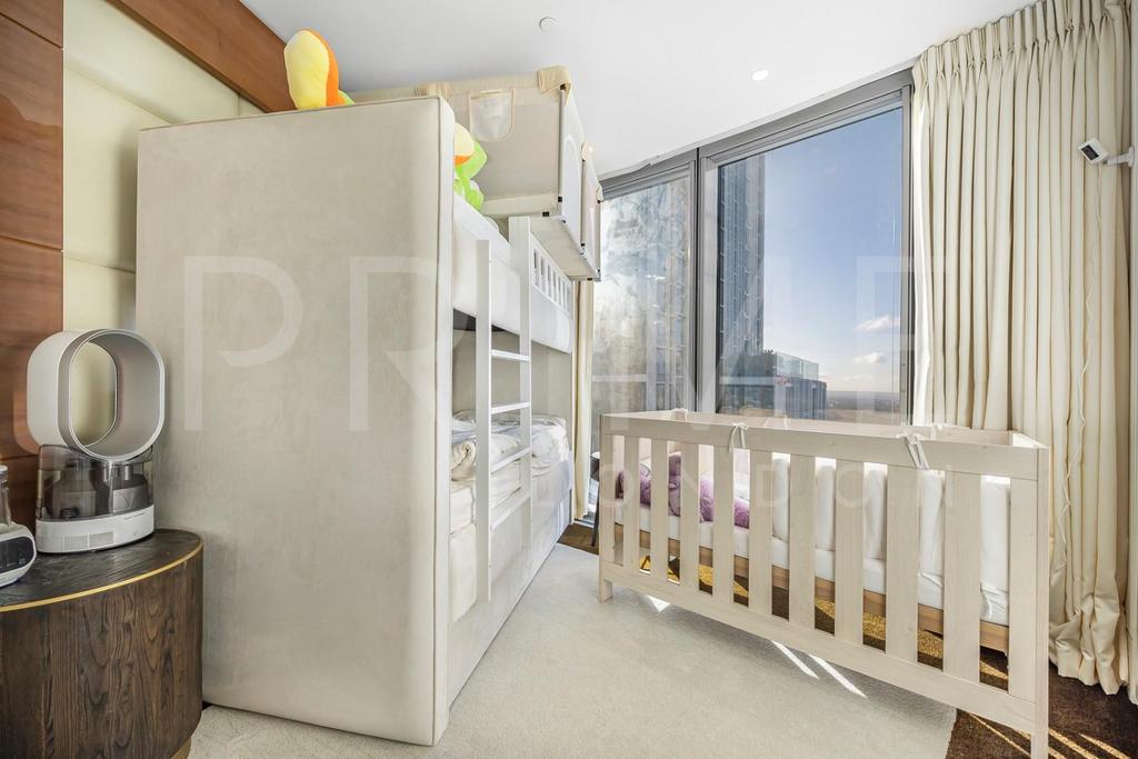 BEDROOM2 (12).jpg