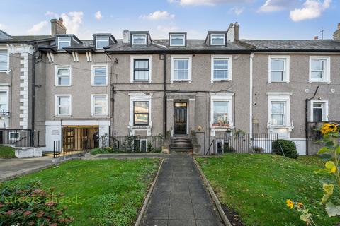 undefined, Holmesdale Road, London, SE25