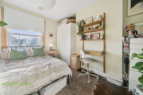 undefined, Holmesdale Road, London, SE25