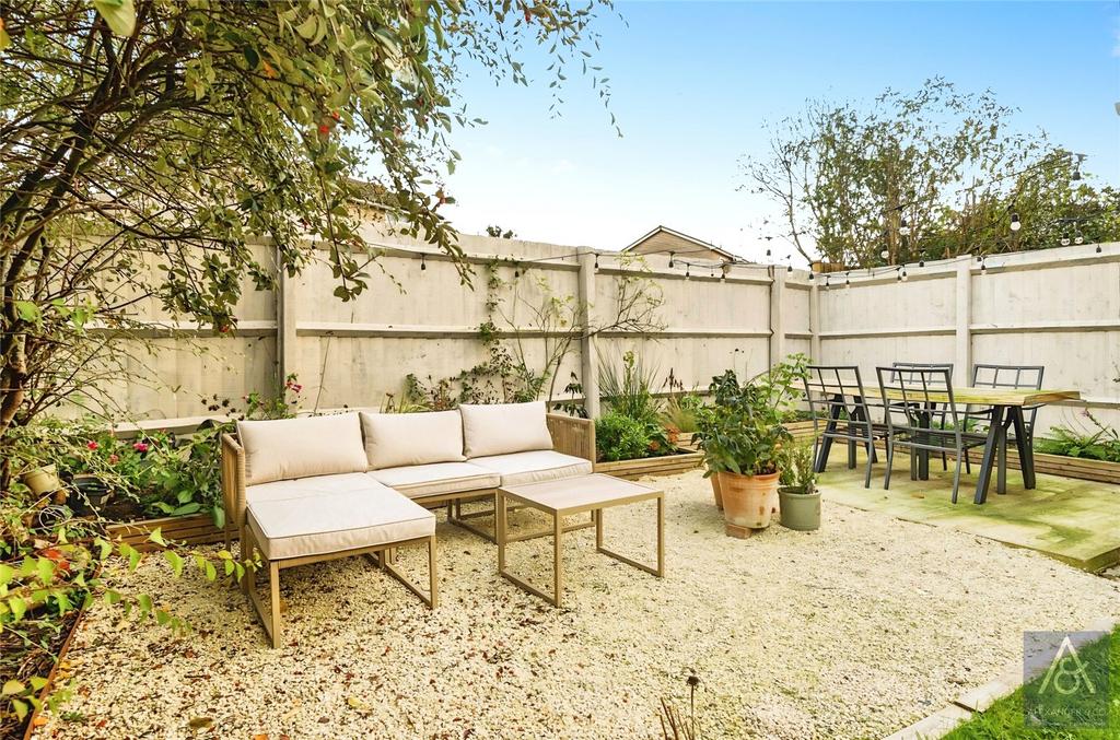 Picture No. 37