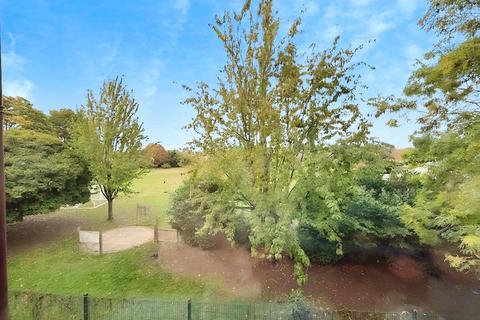undefined, Firs Avenue, Windsor