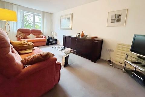 undefined, Firs Avenue, Windsor