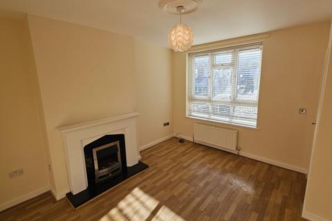2 bedroom terraced house to rent, Shirehall Crescent, Sheffield