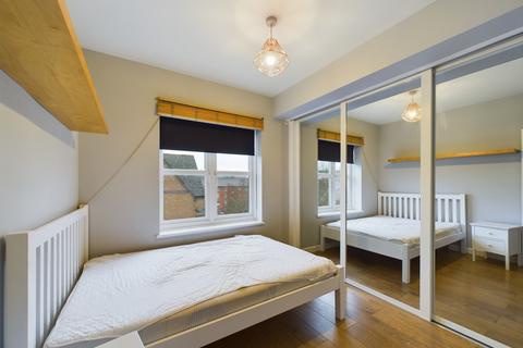 1 bedroom flat for sale, Grantham Court, Eleanor Close, London, SE16