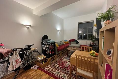 1 bedroom flat to rent, 2 Courthouse Lane, Stoke Newington Road, London N16