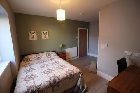 undefined, Room 3