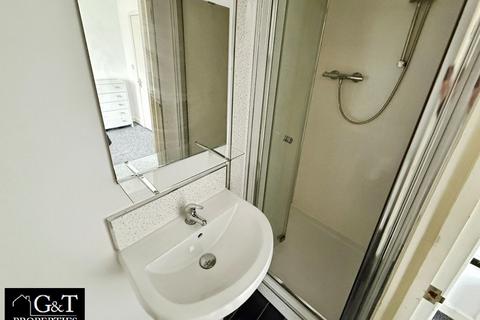 1 bedroom in a house share to rent, Room 4, Maypole Hill, Halesowen