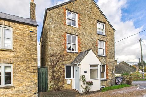 undefined, Chipping Norton OX7