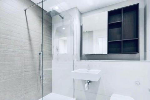 3 bedroom apartment to rent, North End Road, Wembley, HA9