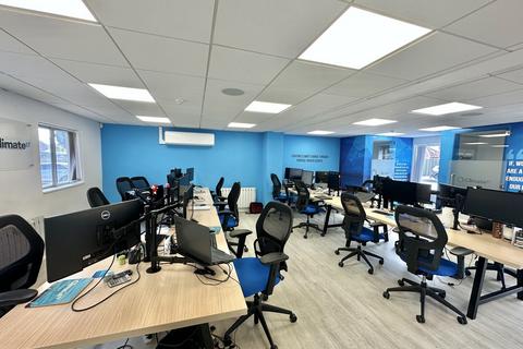 Office to rent, Bryant Road Poole BH12 5DL