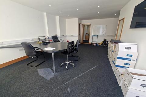 Office to rent, 25 London Rd Waterlooville PO7 5AS