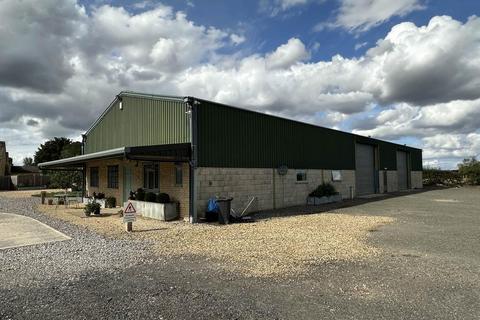 Warehouse to rent, Frogmore Farm Rd Moreton In Marsh GL56 9AA