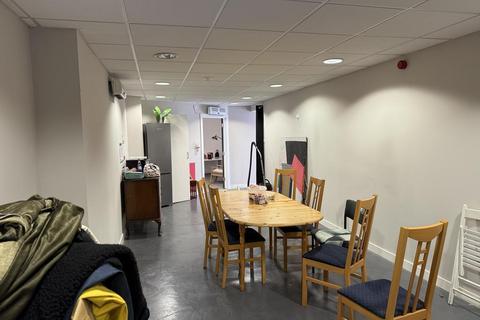 Warehouse for sale, 24-42 Gardeners St Dunfermline KY12 0RN