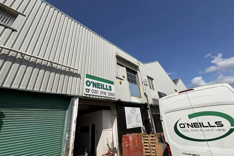 Warehouse to rent, Trumpers Way London W7 2QD