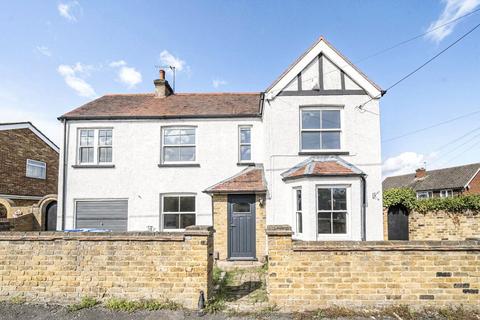 undefined, Egerton Avenue, Hextable, Swanley, Kent, BR8