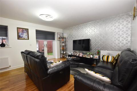 3 bedroom semi-detached house for sale, Kirkstall Avenue, Heywood, Greater Manchester, OL10