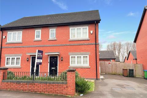 3 bedroom semi-detached house for sale, Kirkstall Avenue, Heywood, Greater Manchester, OL10