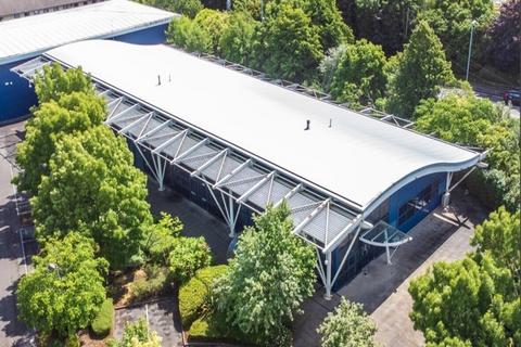 Industrial unit to rent, Third Ave Burton On Trent DE14 2WD