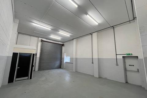 Industrial unit to rent, Unit 15 Eccleshall Business Park, Hawkins Lane Burton On Trent DE14 1PT