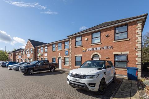 Office to rent, First Ave Burton On Trent DE14 2WX