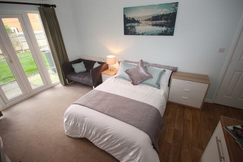 1 bedroom in a house share to rent, Dolphin Road