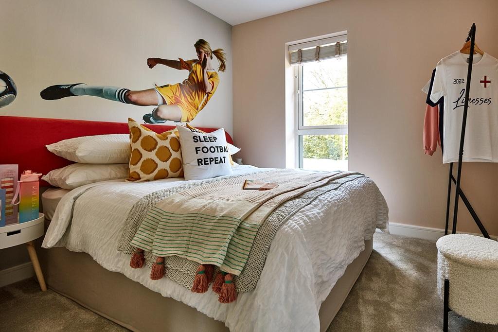 Ideal for a bedroom or home office