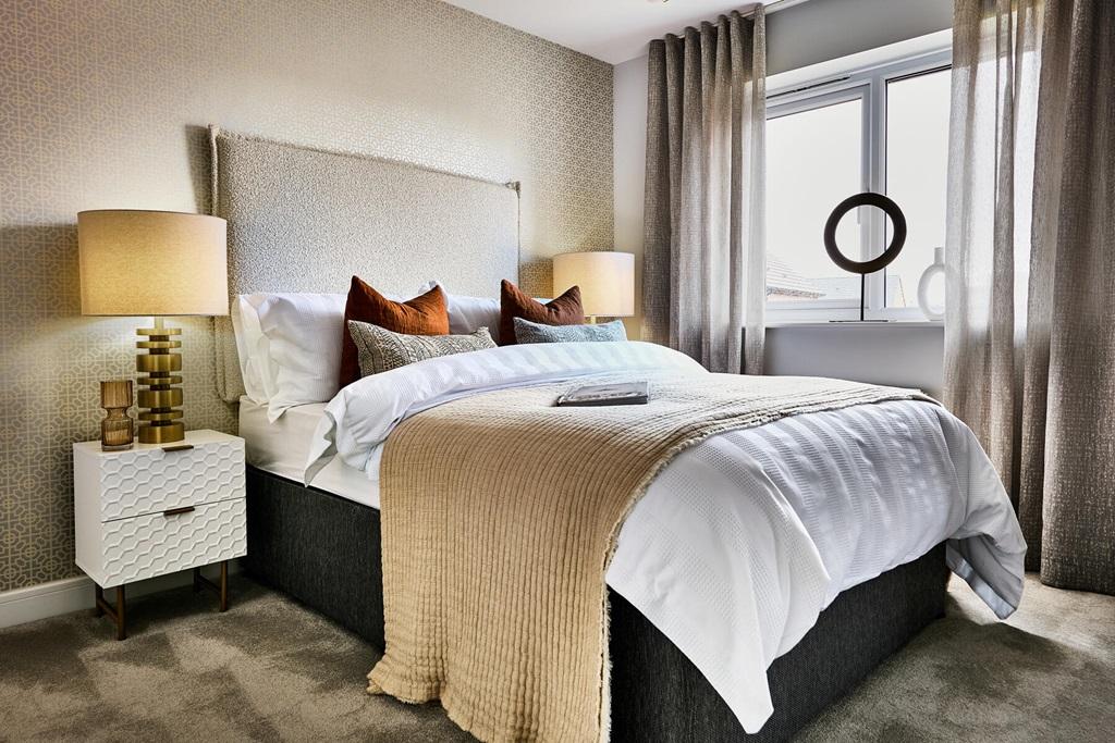 Double main bedroom