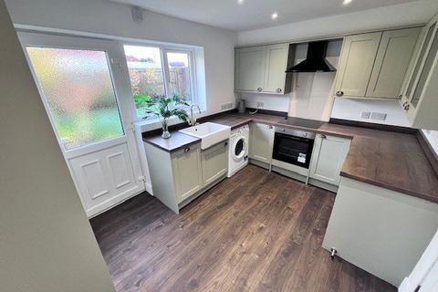 2 bedroom end of terrace house to rent, Romsey Drive, Tyne and Wear NE35