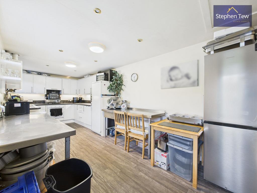 Kitchen/Living Quarters