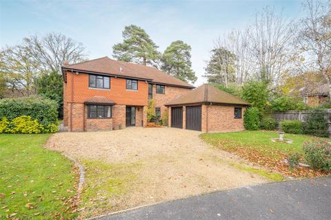 5 bedroom detached house for sale, Prides Crossing, Ascot