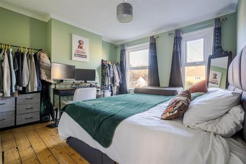 2 bedroom apartment for sale, Fernbank Road, Ascot