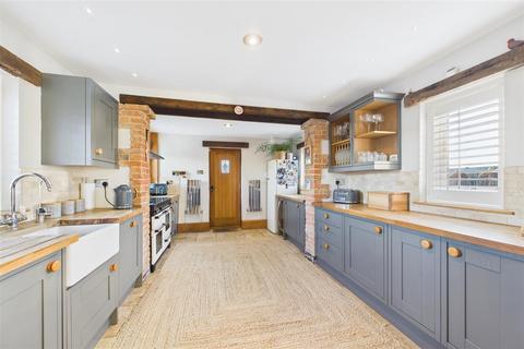 3 bedroom cottage for sale, Bathley Lane, Little Carlton, Newark