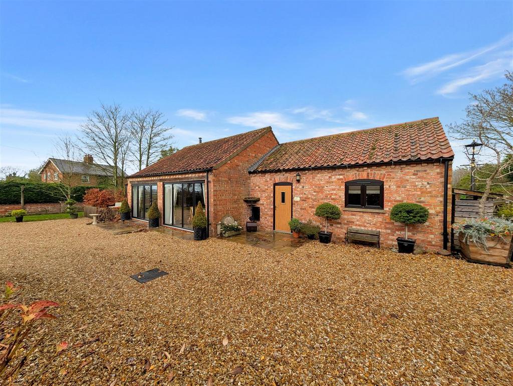 PXL 20251119 094239529.jpg