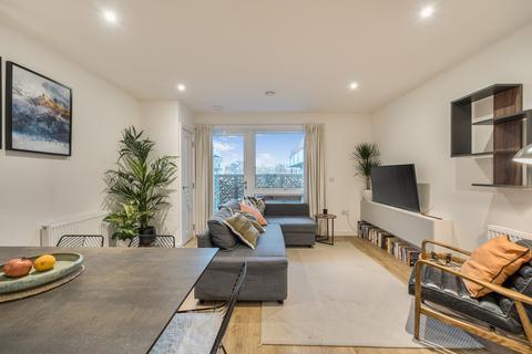 2 bedroom apartment for sale, Broome Way, London