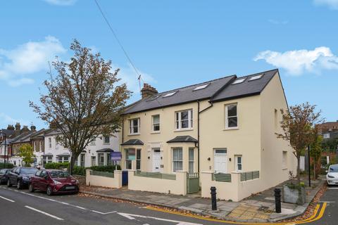 Brougham Road, Acton, London, W3