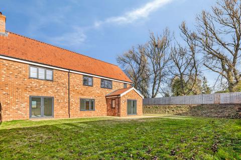 undefined, Impressive detached home within large plot, Hales