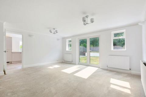 undefined, Oakdene Road, Sevenoaks  TN13 3HJ