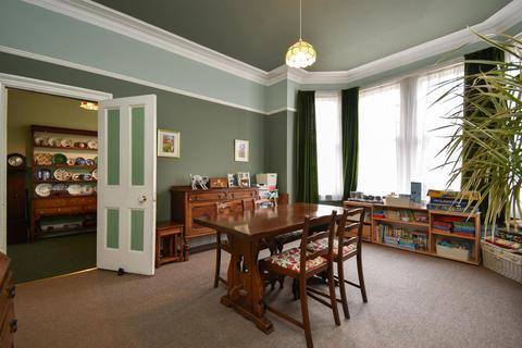 6 bedroom semi-detached house for sale, Collier Road, Hastings
