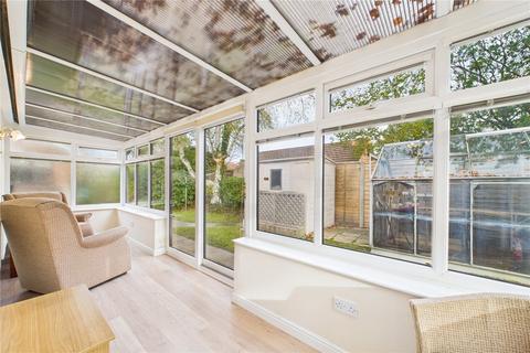 2 bedroom bungalow for sale, Wakeford Court, Silchester Road, Pamber Heath, Tadley, RG26
