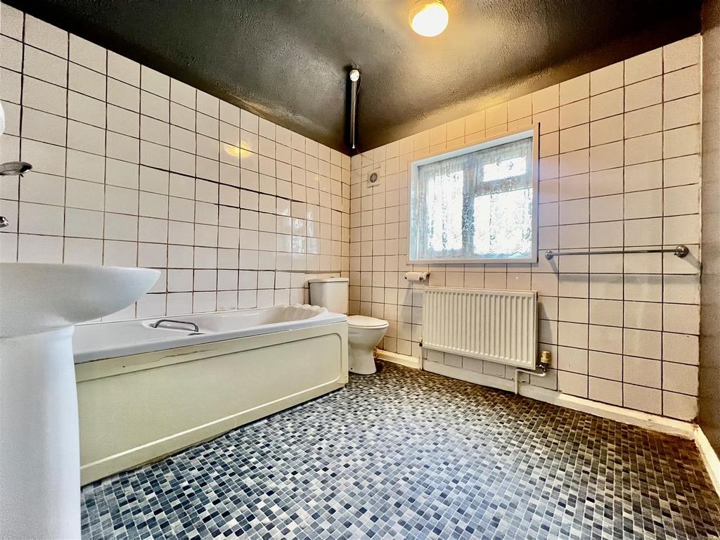 Family Bathroom