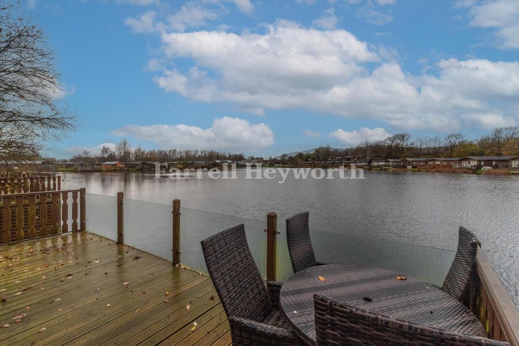 Decking Area image 2