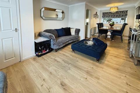 undefined, Plumpton Close, Bradford BD2