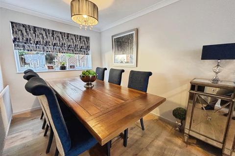 undefined, Plumpton Close, Bradford BD2