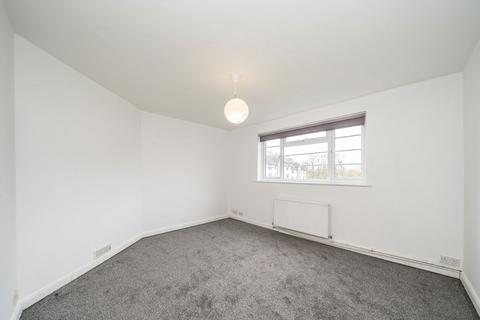 undefined, Manor Road, Twickenham TW2
