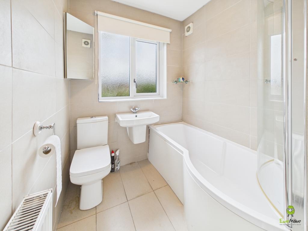 Presented by Clinton at Ewe Move Bexleyheath and Da