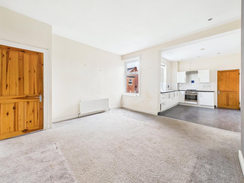 Lounge/Kitchen