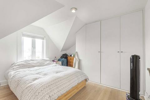 1 bedroom flat to rent, Sumatra Road, London NW6