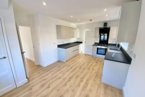 undefined, High Farm Road, Halesowen B63