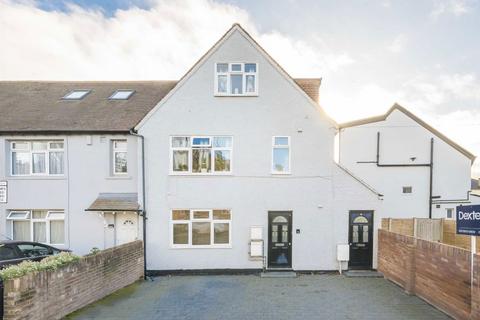 Cedar Grove, London W5