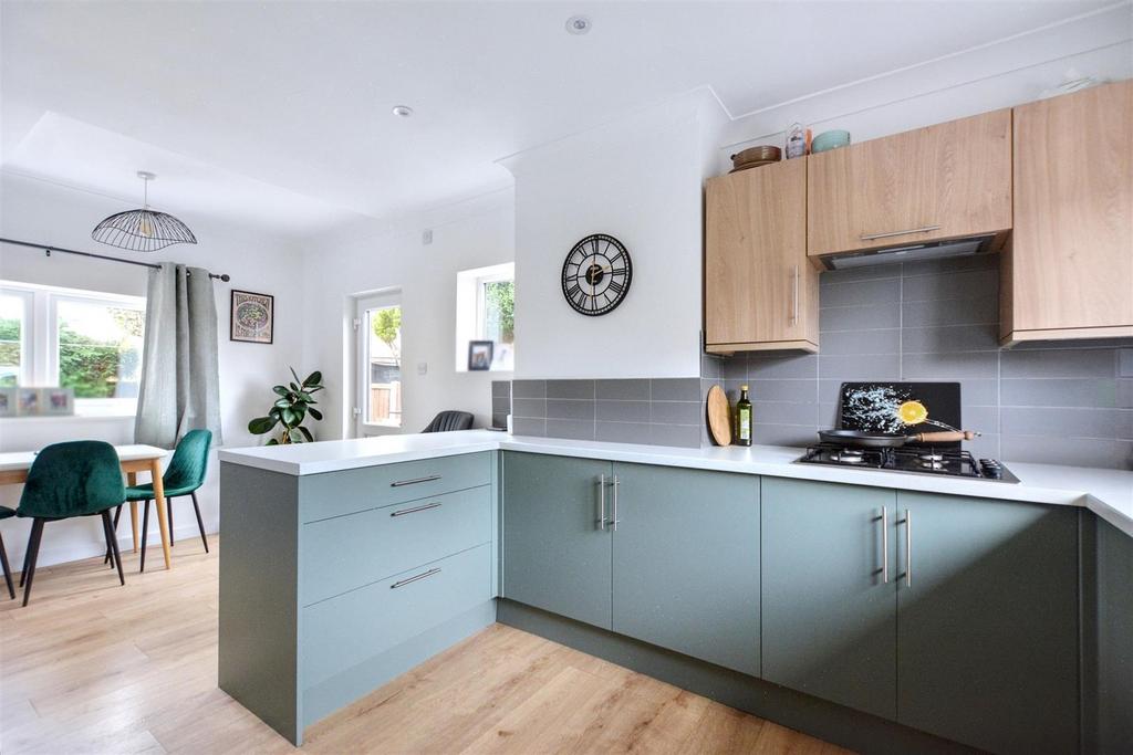 Kitchen Diner 1.jpeg